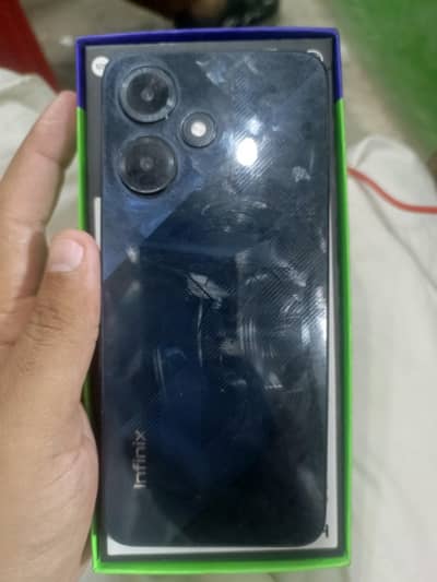 Infinix Hot 30 Play