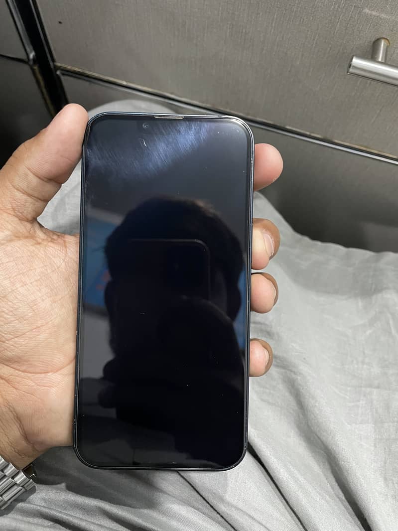 Apple iPhone 13 3