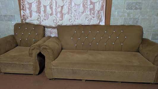 ya sofa ha tora sa used ha kabi All ok ha
