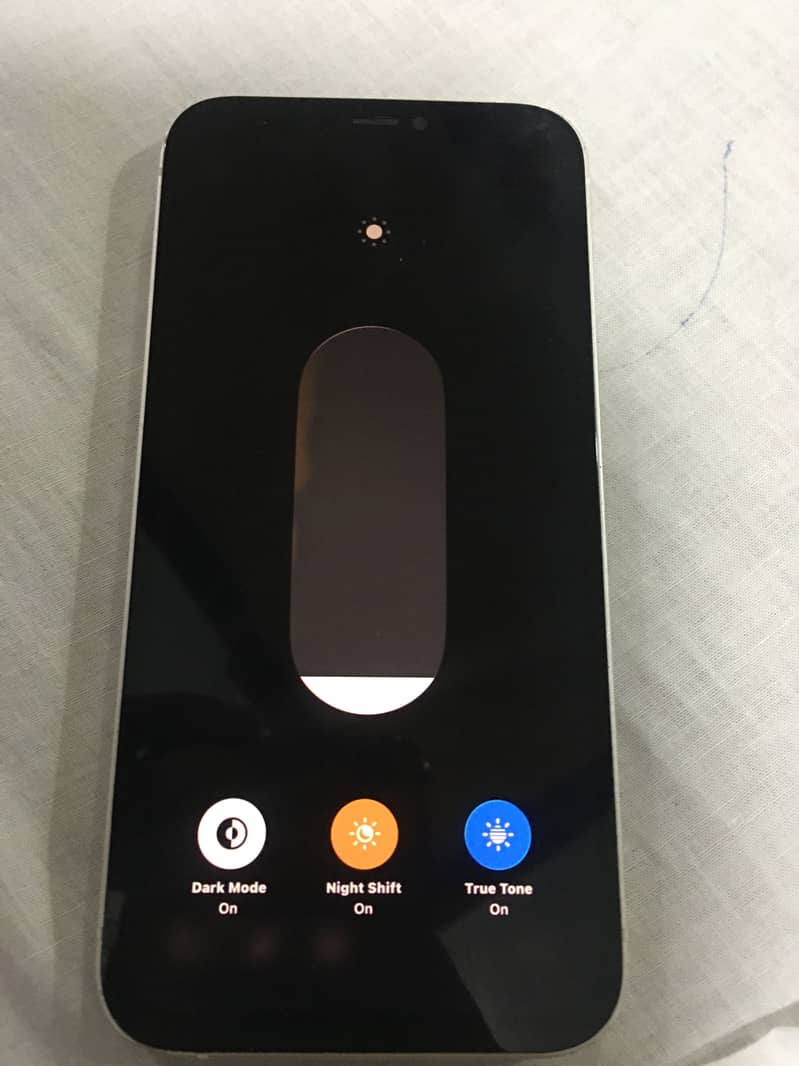 Apple iPhone 12 2