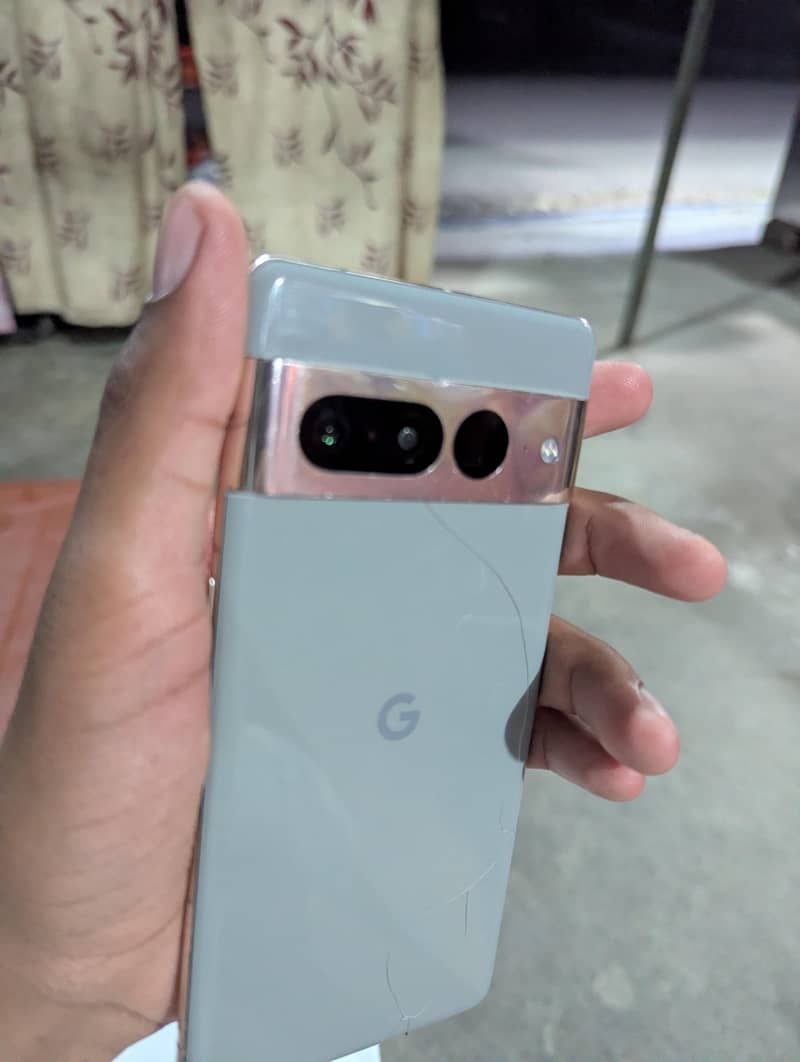 Google Pixel 7 Pro 0