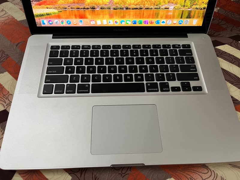 Macbook Pro 1