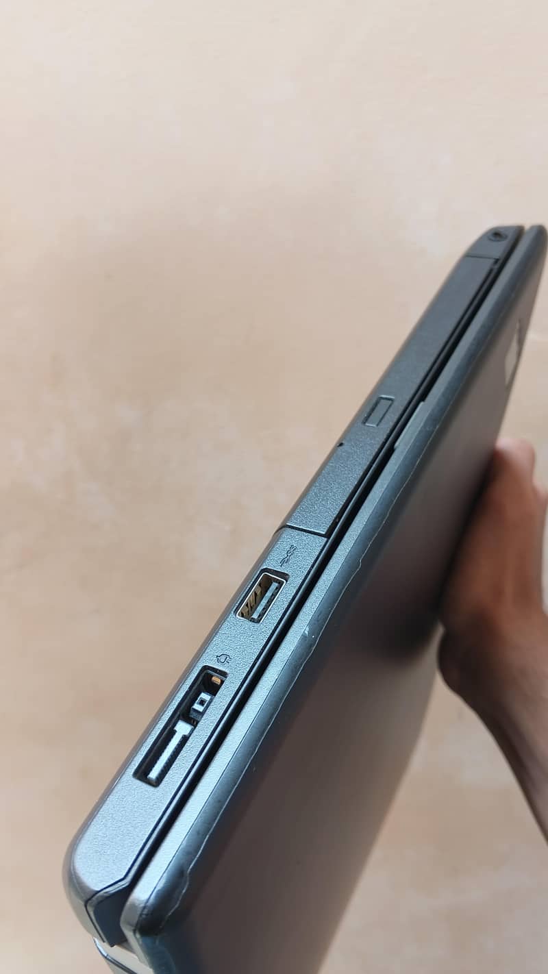 Lenovo Thinkpad e560 5