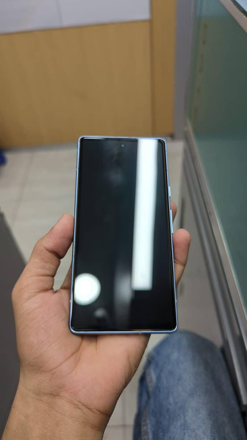 Google Pixel 7a 4