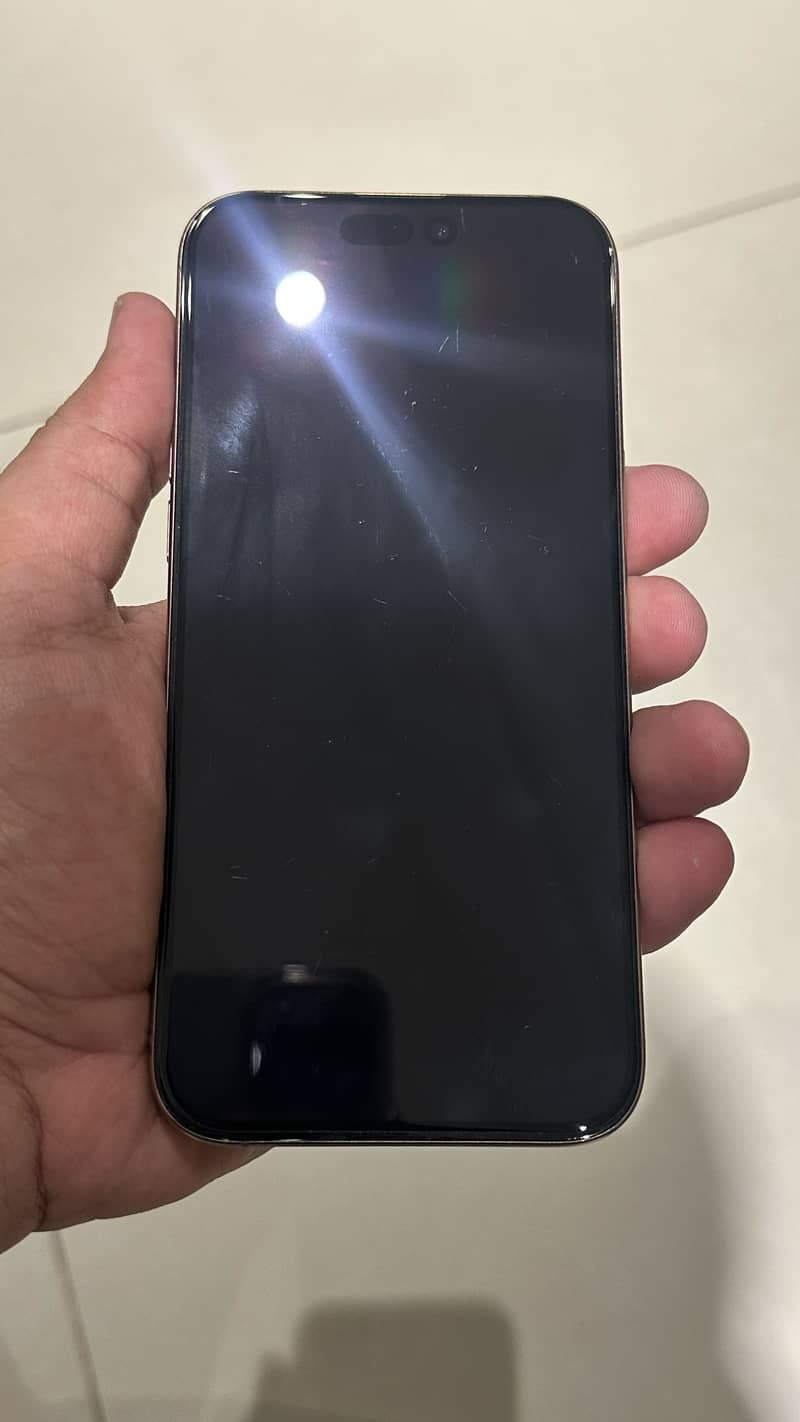 Apple iPhone 16 Pro Max 5