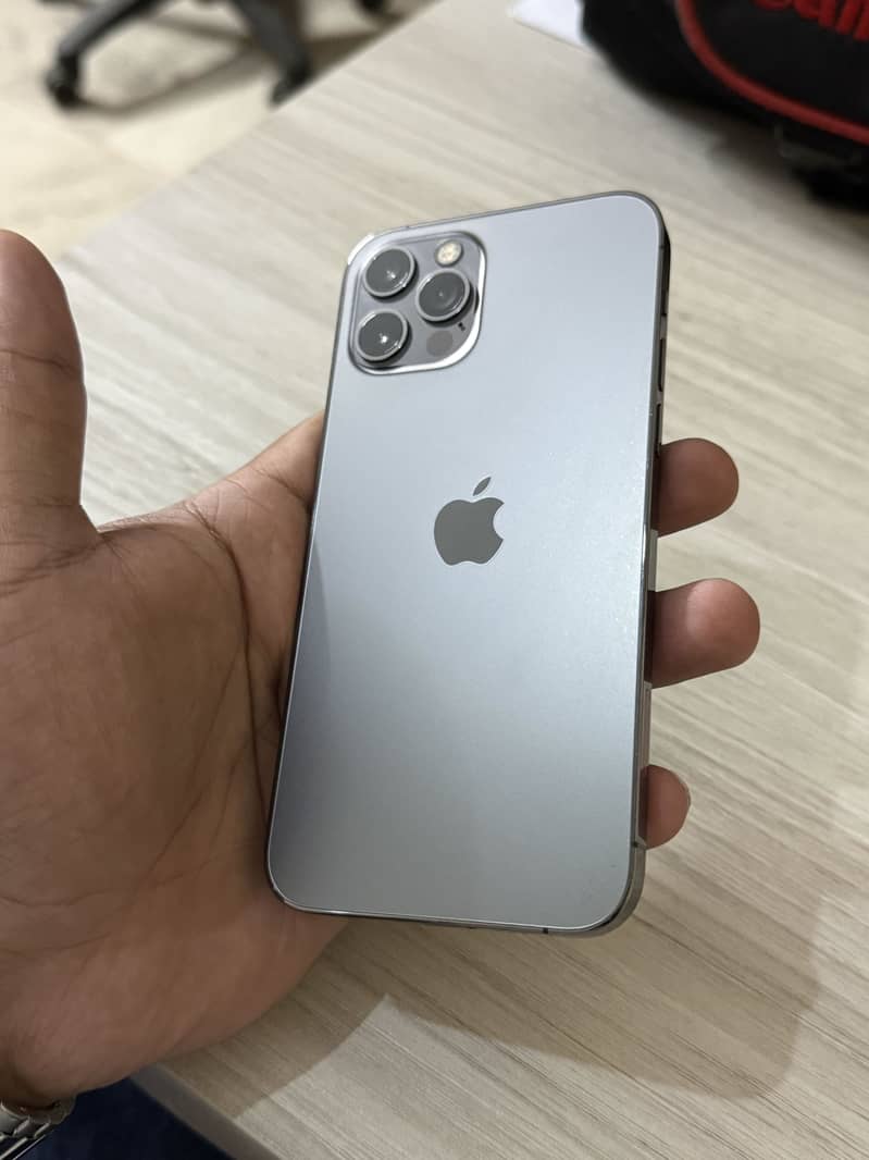 Apple iPhone 12 Pro 0