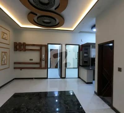 UPPER PORTION FOR RENT IN FEDERAL B AREA BLOCK 15