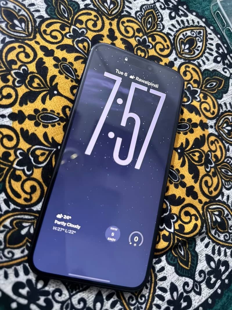 Apple iPhone 15 Pro Max 3