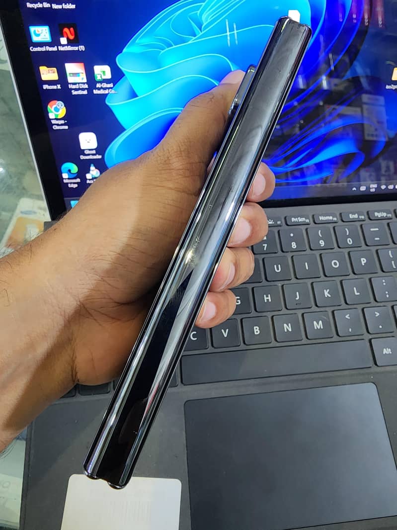 Google Pixel Fold 2