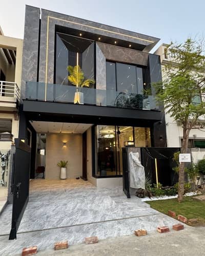 5 Marla Lavish Bungalow For Rent In DHA Phase 9 Town Lahore
