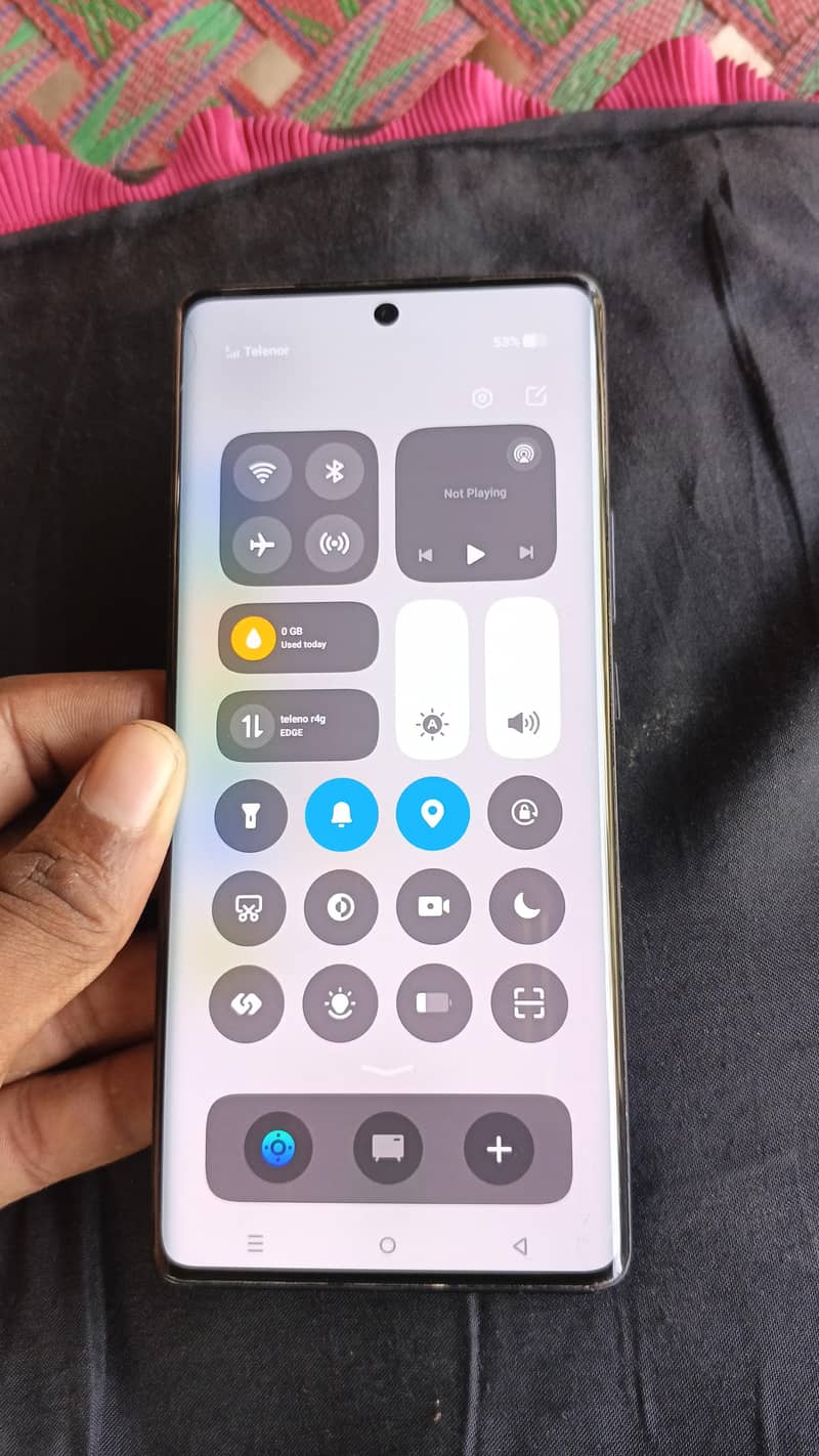 Infinix Note 40 Pro 5