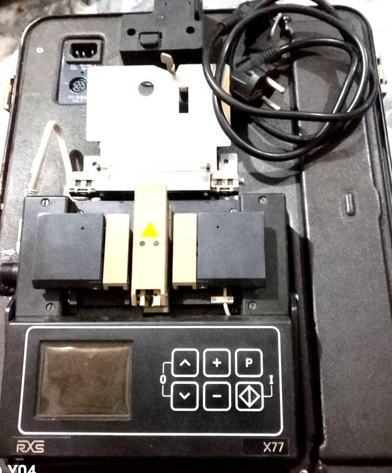 fusion splicing machine 1