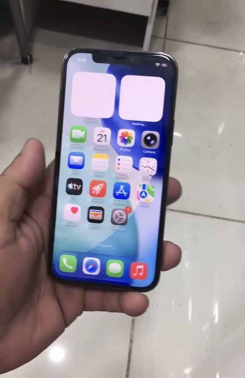 Apple iPhone 12 Pro 4
