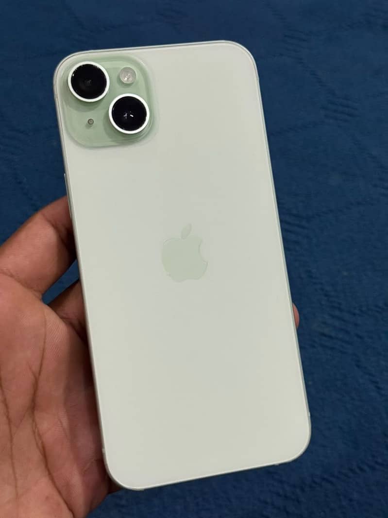 Apple iPhone 15 plus 1