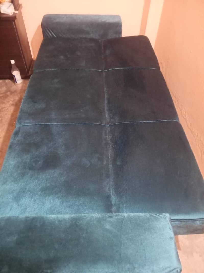 Sofa come bed 1