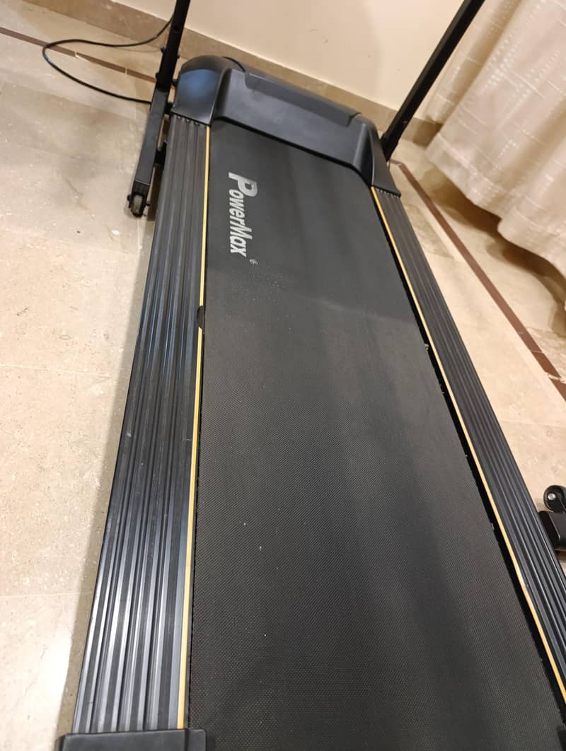 Treadmill 6