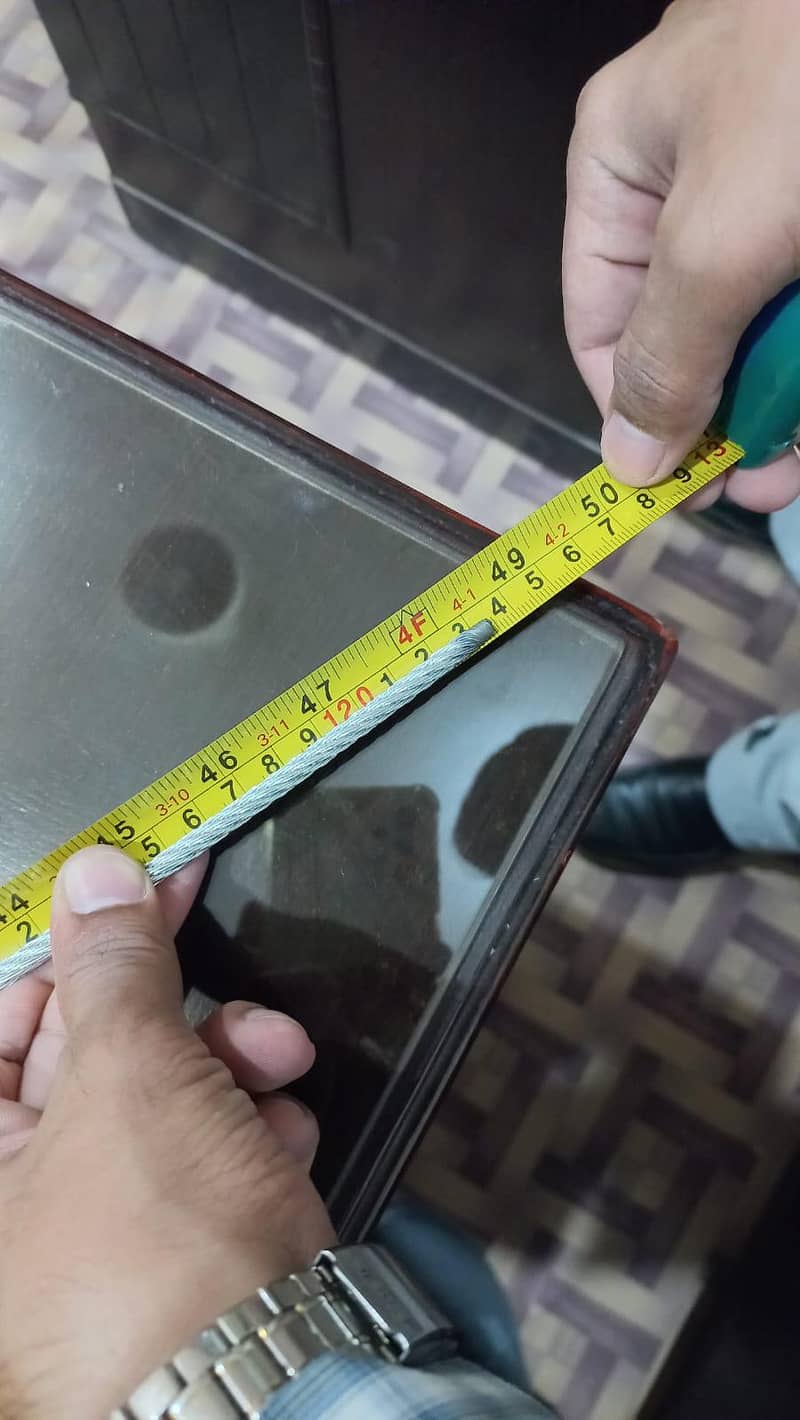 imported Plastic & Wire seals 7