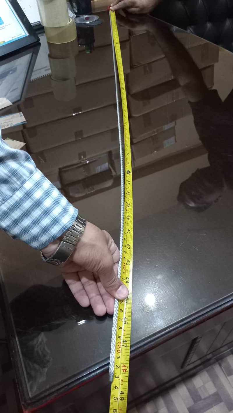 imported Plastic & Wire seals 8