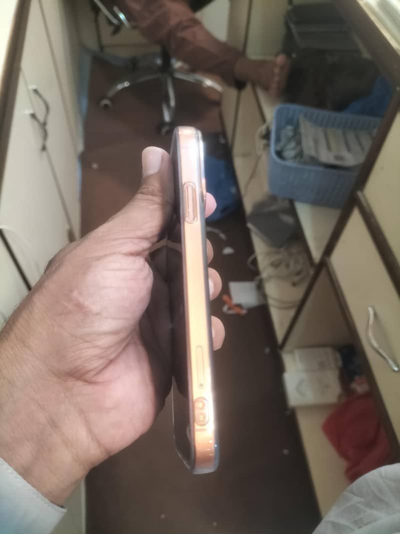 Apple iPhone 11 2