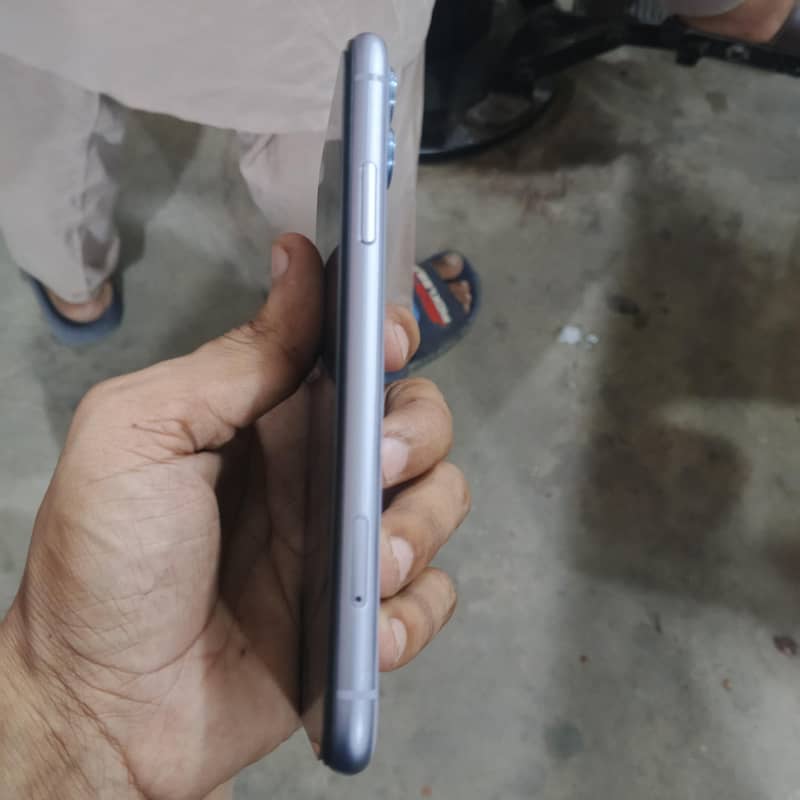 Apple iPhone 11 1