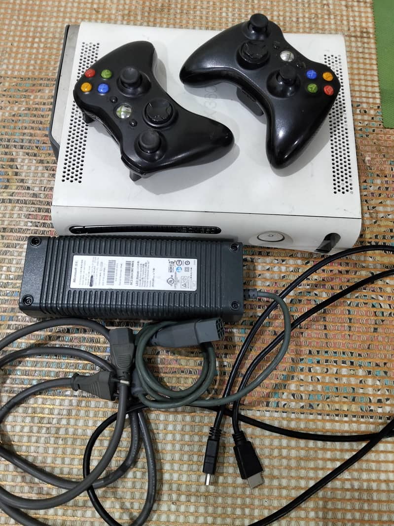 Xbox 360 with 2 wire less controller 2