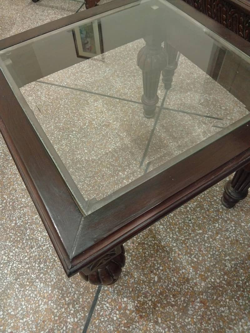 central table with 2 side tables 4