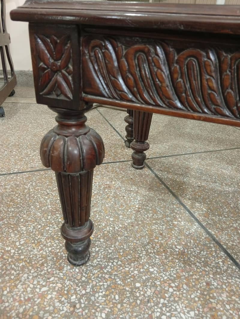 central table with 2 side tables 5
