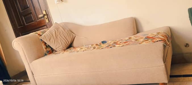 sofa dewan