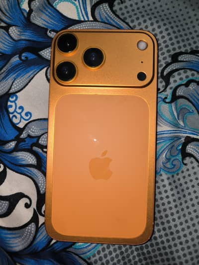 Apple iPhone XR converted 17 pro