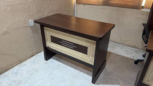 Two-Piece Wooden TV Console & Wall Shelf – Excellent Condition