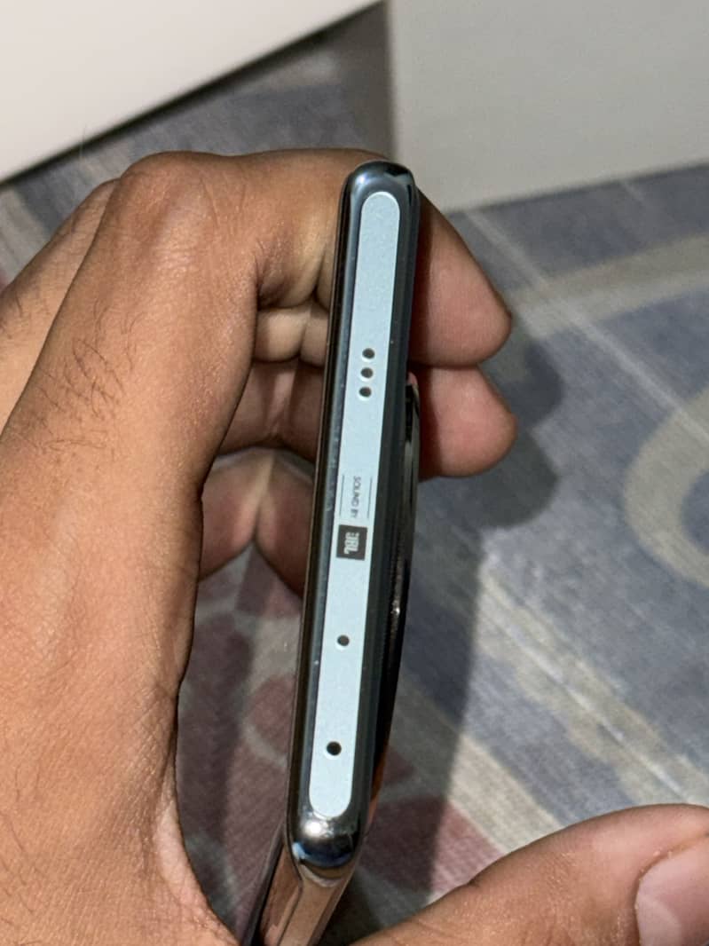 Infinix Zero 40 6