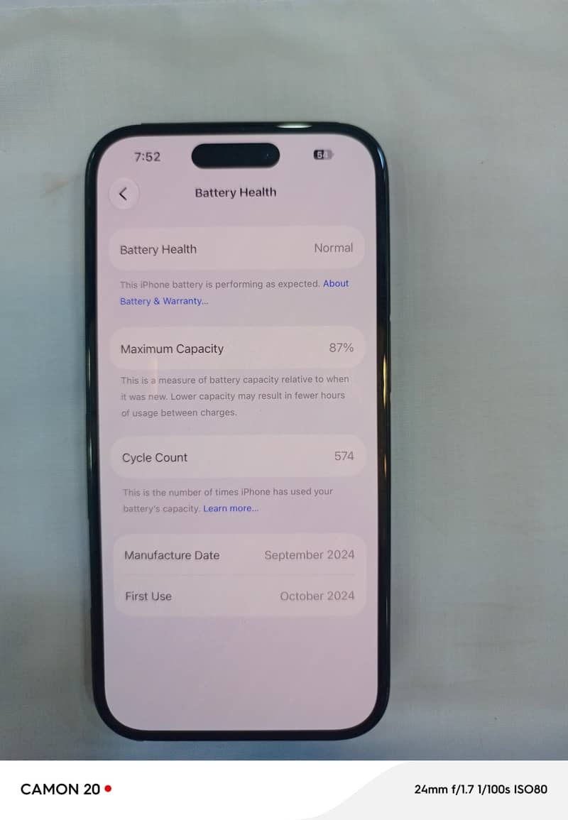 Apple iPhone 16 2