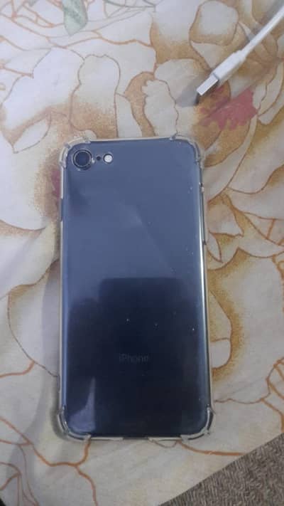 Apple iPhone 7