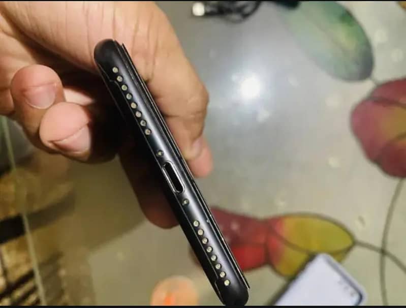 Apple iPhone 7 Plus 5