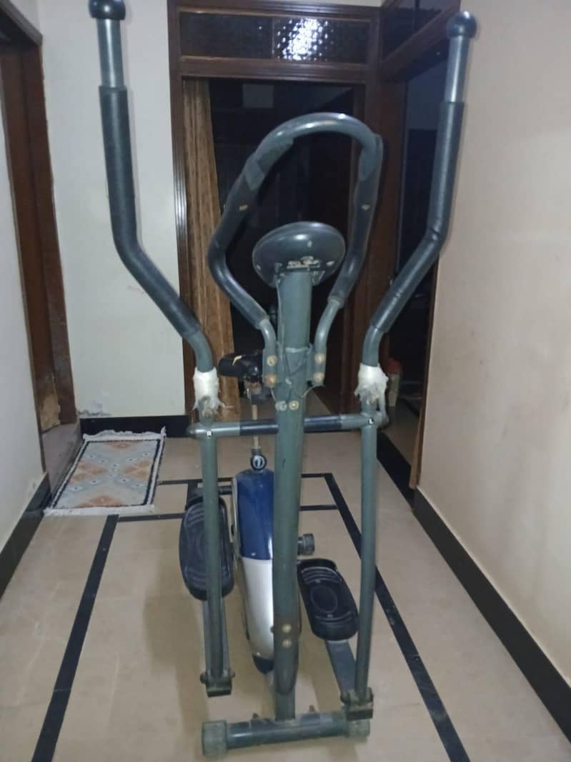 Elliptical Exercise Machine 2