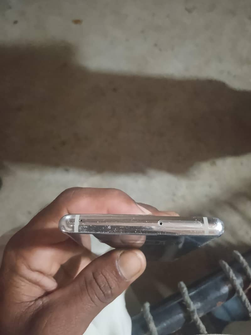 Samsung Mobile Note 8 2