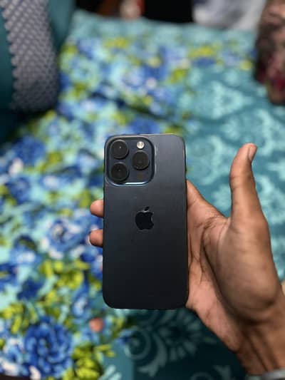 Apple iPhone 15 Pro