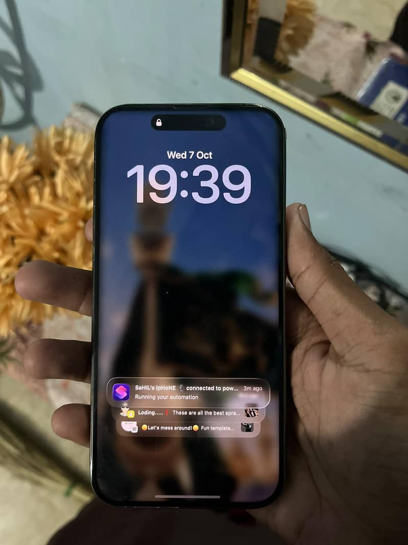 Apple iPhone 15 Pro 4