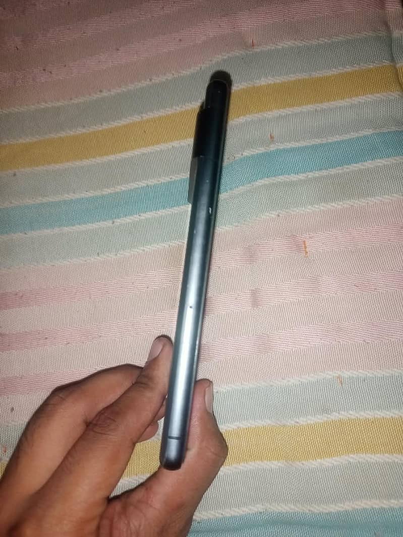 Google Pixel 7 4
