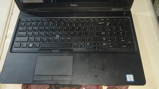 Dell precision 3520 heavy duty work processer Intel core i5 6 genarati