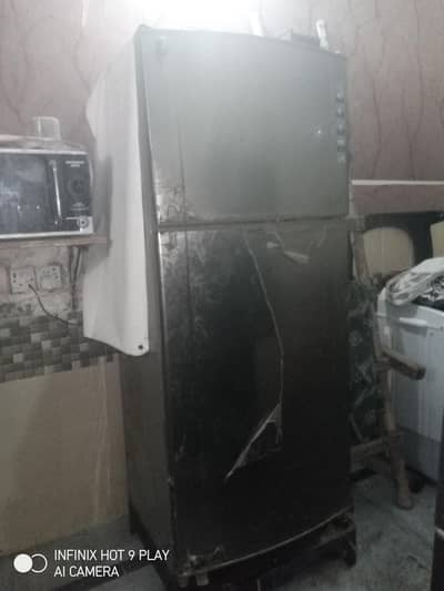 Dawlance Refrigerator to sell