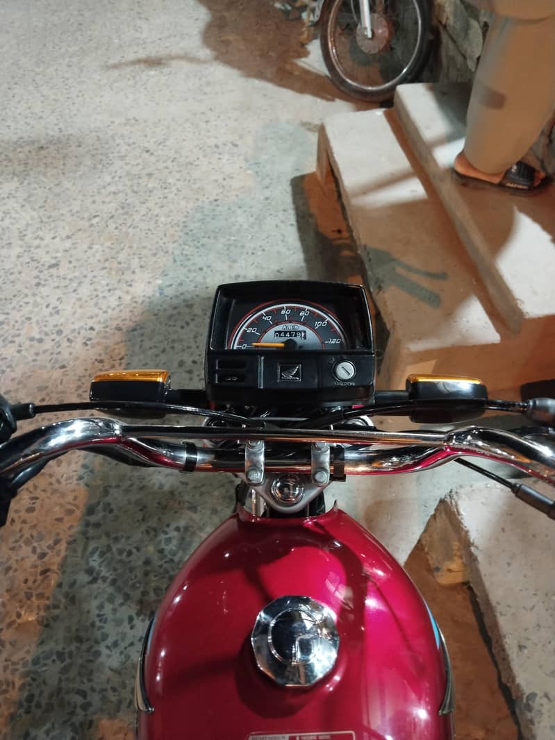 Honda CD70 3