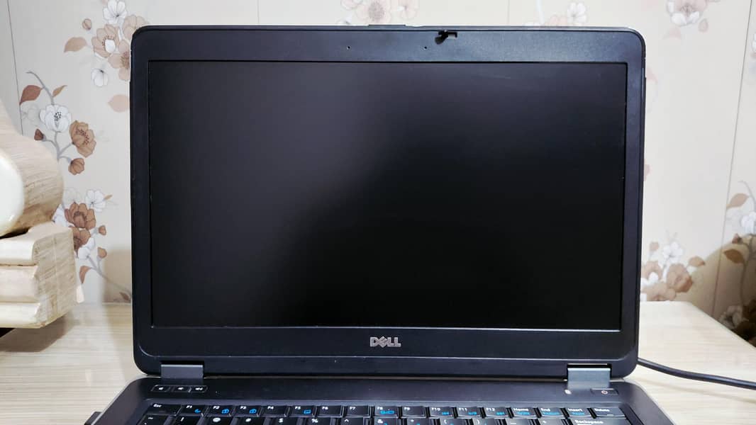 Dell LATITUDE E6440 4