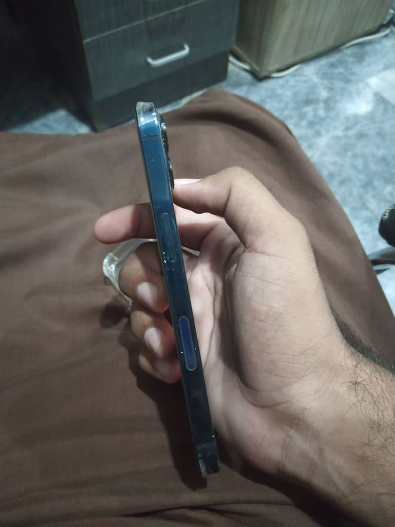 iphone 13 03214736407 2