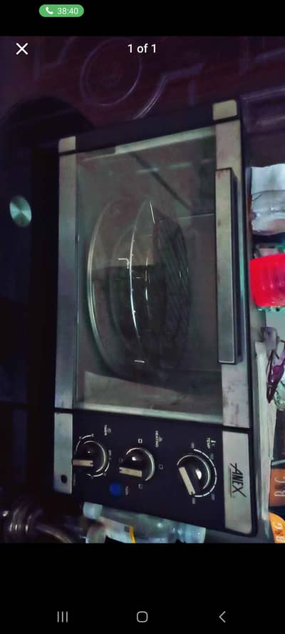 microwave oven