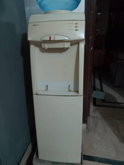 water dispenser