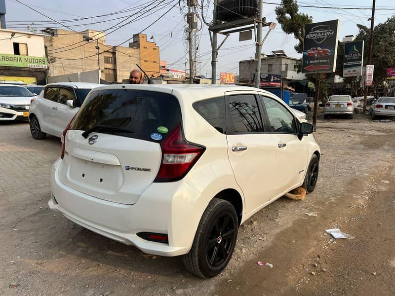 Nissan Note E Power 2017 2
