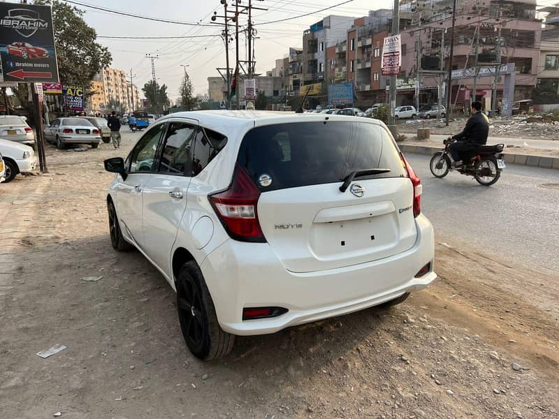 Nissan Note E Power 2017 3