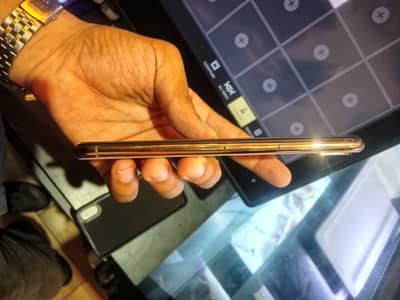 Apple iPhone XS Max
