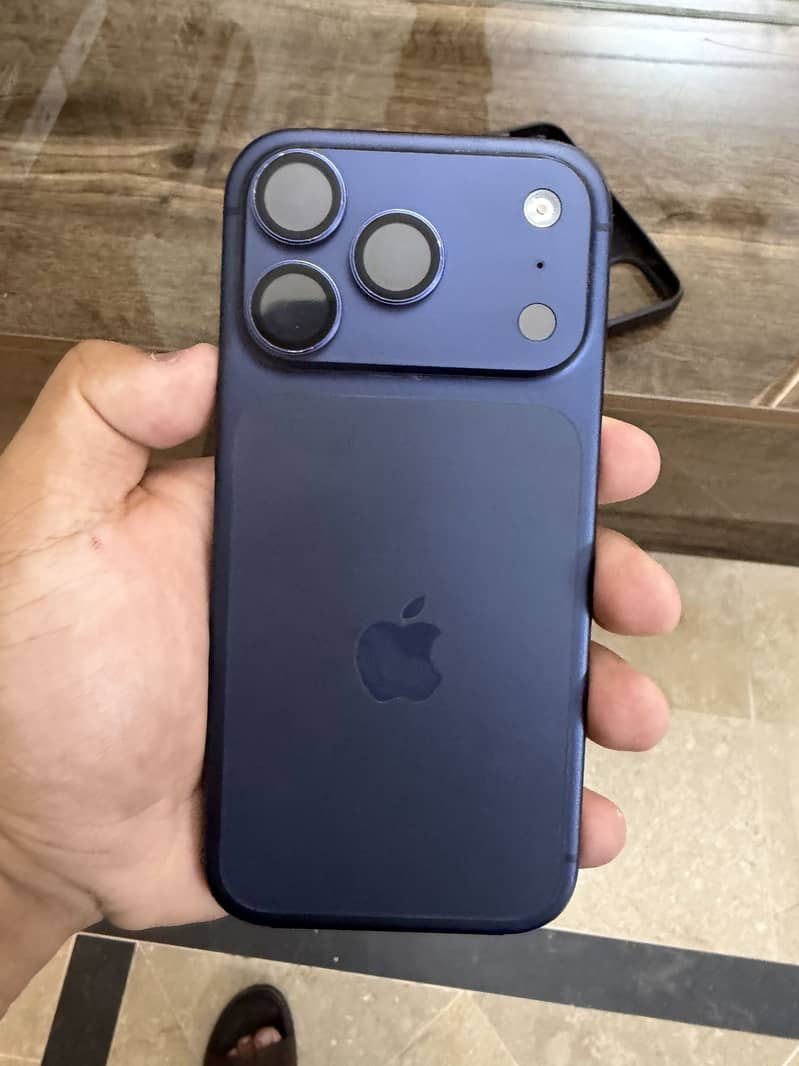 Apple iPhone 17 Pro 5